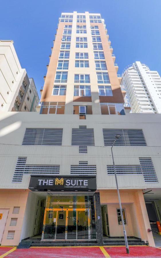 The M Suite Manama Exteriör bild